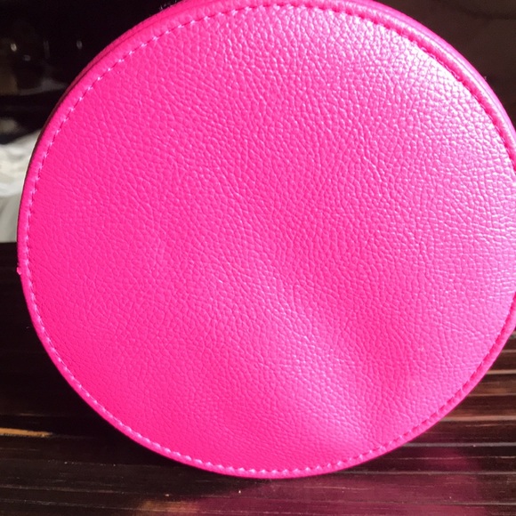 🚨B2G1 ANNA SUI Pink Blue Green Round Wristlet - Picture 2 of 7